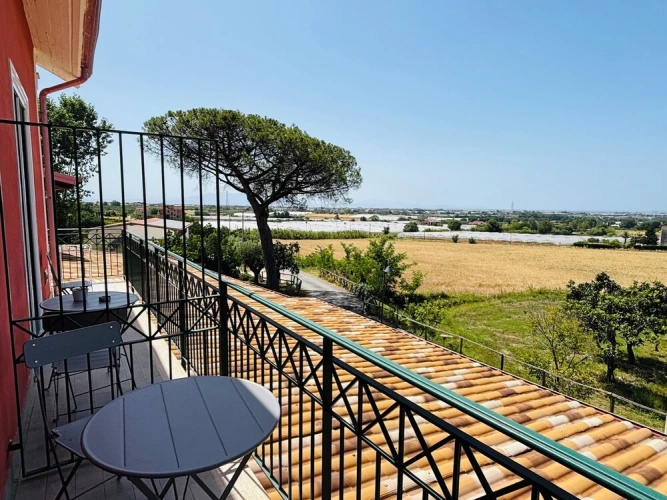 Standard Double room with balcony and with courtyard view