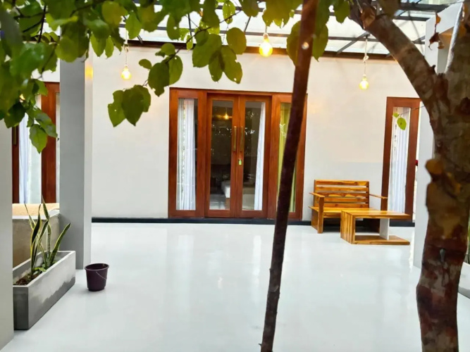 Sandra Guesthouse