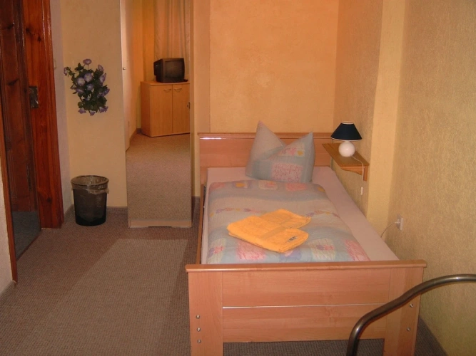 Economy Single room