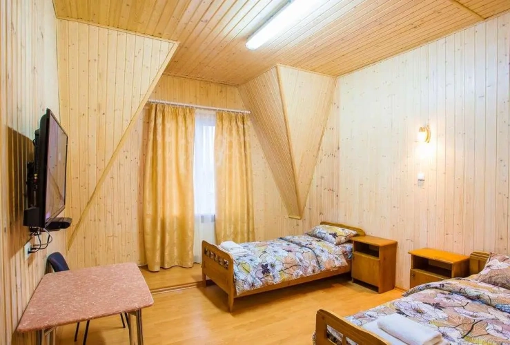 Standard Quadruple room with view