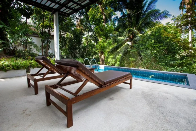 2 Bedrooms Villa