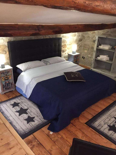 Emc2 Bed  Breakfast
