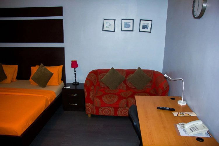 Precinct Comfort Services, Ikoyi