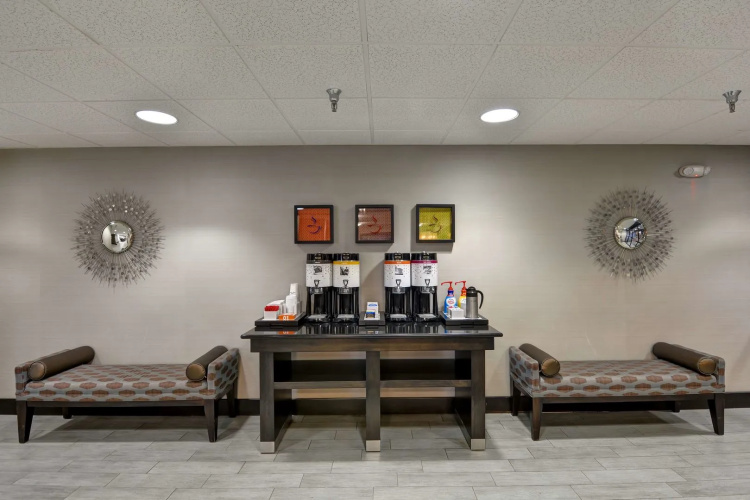 Hampton Inn State College