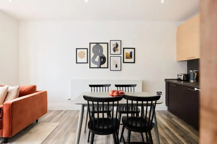The Harlesden Breakout - Glamorous 2Bdr Flat