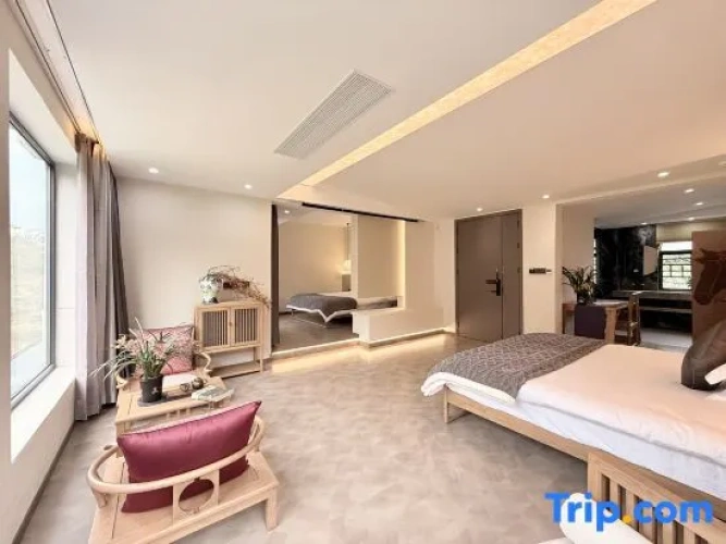 Luxury Suite
