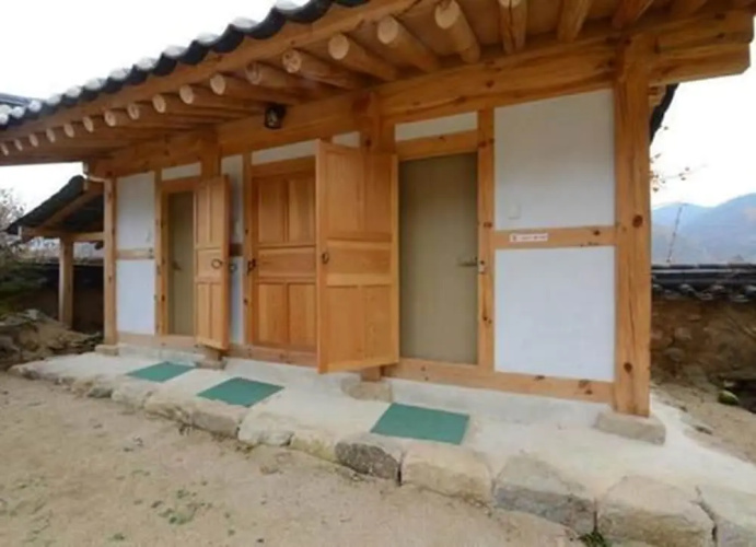 Chojeondaek House