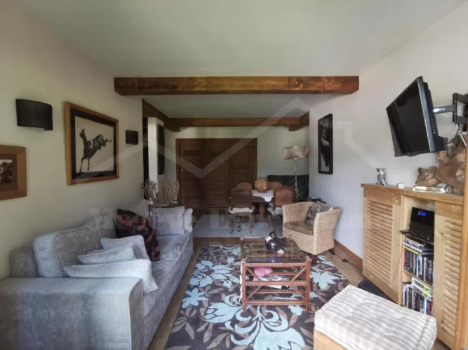 112 Arbois