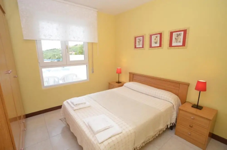 106716 - Apartment in Isla