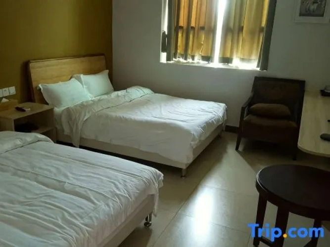 4 Bedrooms Standard room