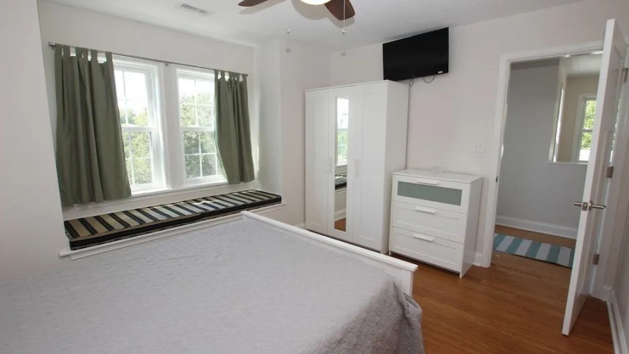 Argo Point - 4 Br Home