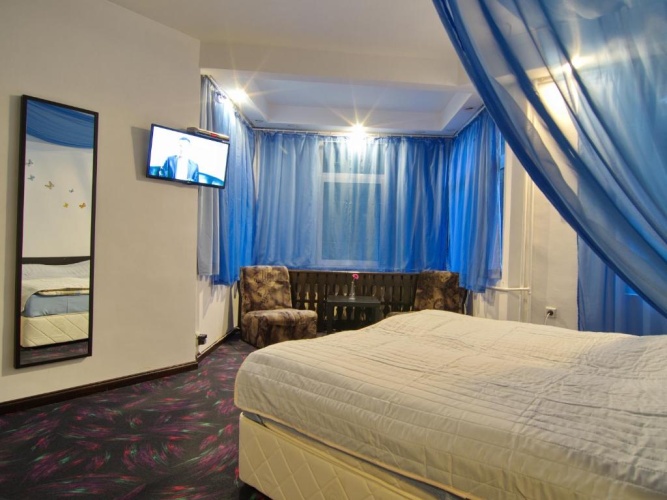 Standard Double room with garden view