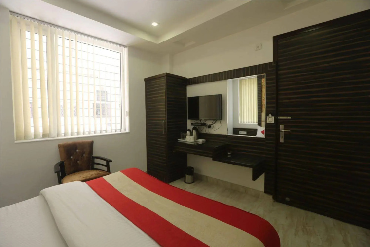 Optimum Baba Residency