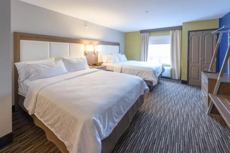 Quadruple Suite