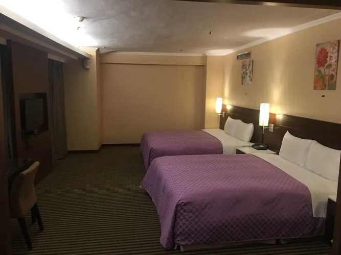 Mou Hotel Debao
