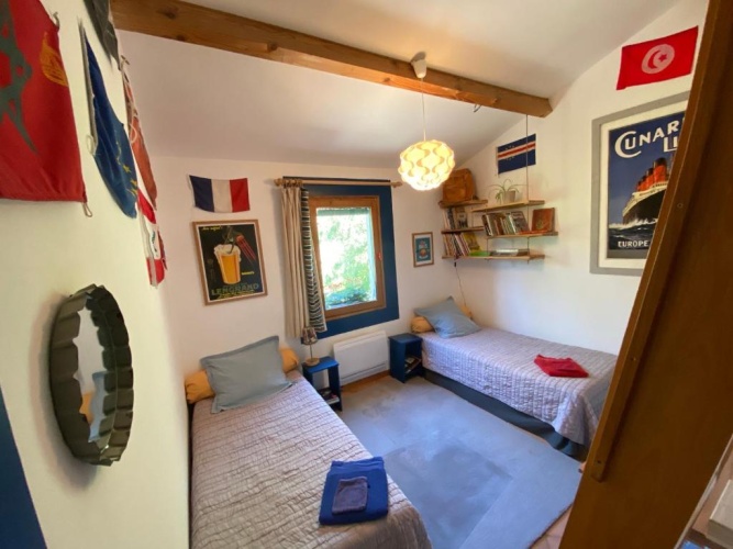 Standard Family room