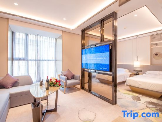 Deluxe Double Suite