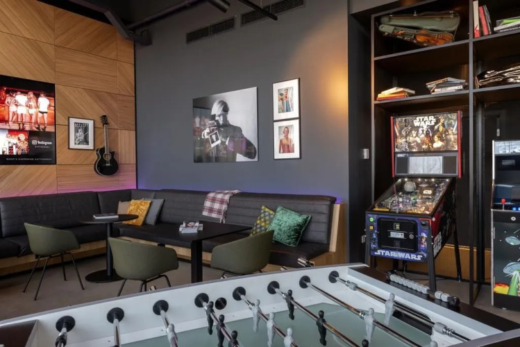 Moxy Edinburgh Airport photo 15