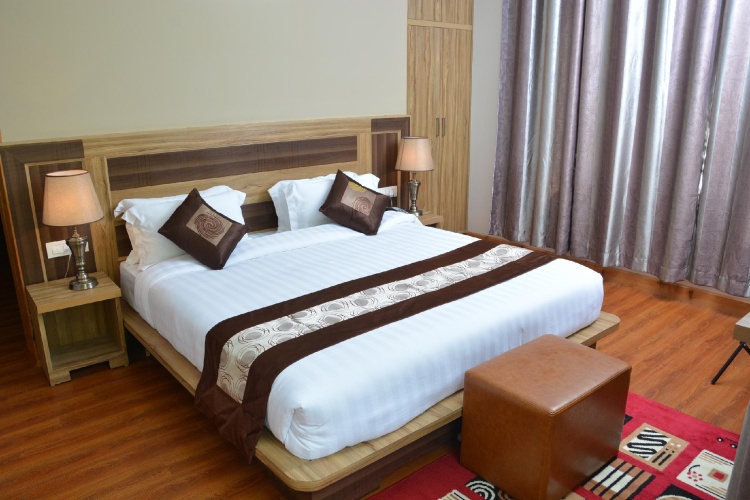 Double Suite