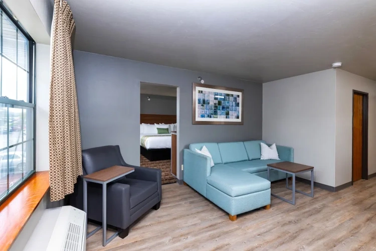 2 Bedrooms Executive Double Suite