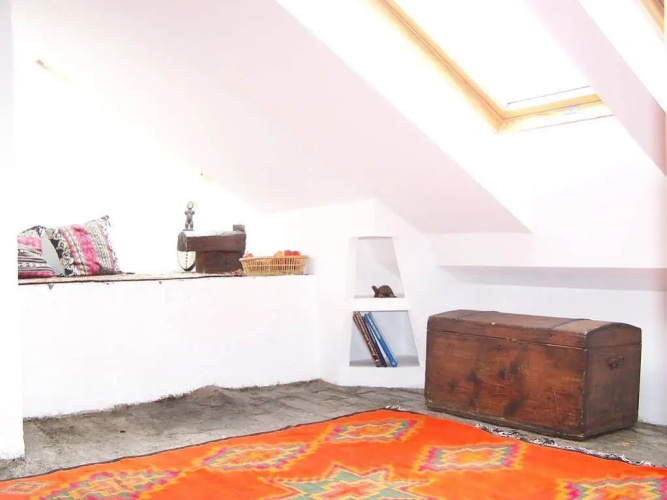 Cozy studio at the Castle