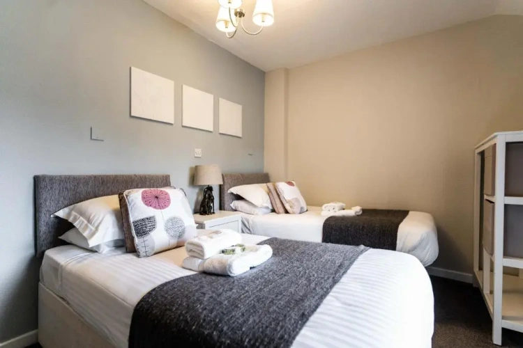 Standard Twin room