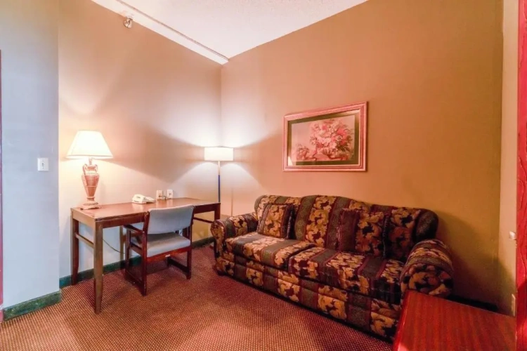 Quadruple Suite