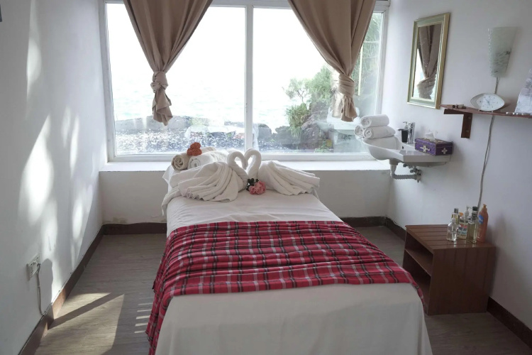 Itsandra Beach Hotel & Resort