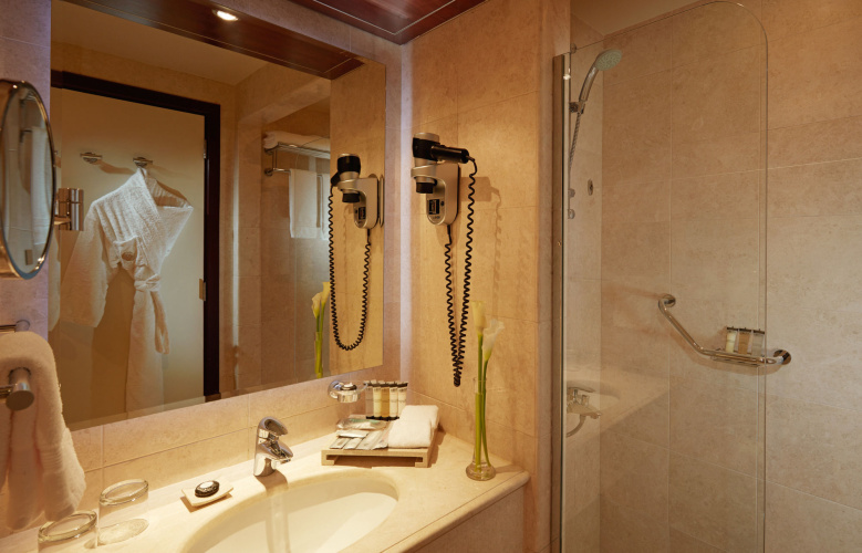 Hotel Pullman ZamZam Madinah photo 10