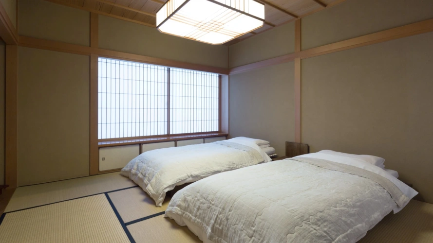 Hana-no-ma room