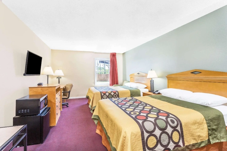 Standard Quadruple room