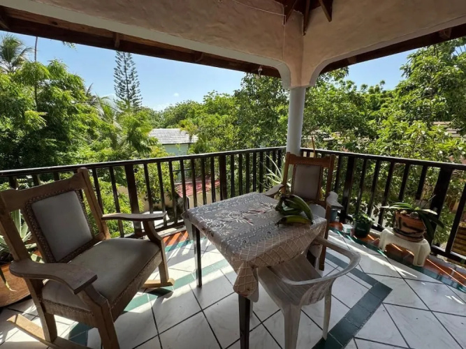 Cozy Studio Apartment 2 min to the Beach, Rooftop