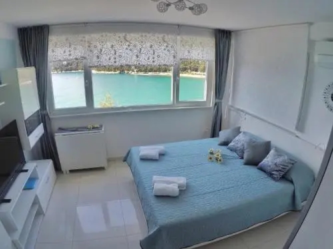 Studio apartment More