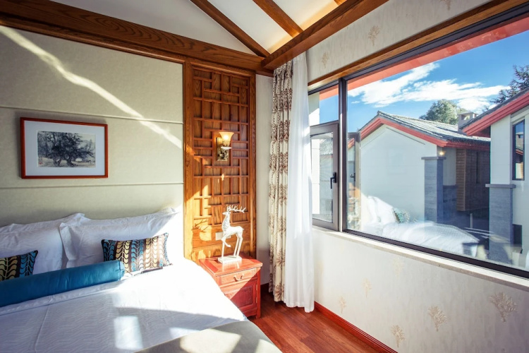 Snowy Sands Resort