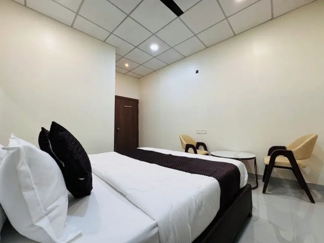 Hotel Wagheshwari