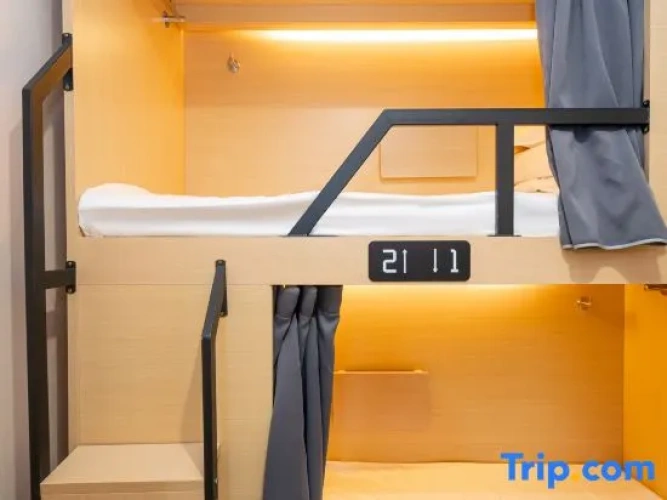 Bed in Dorm