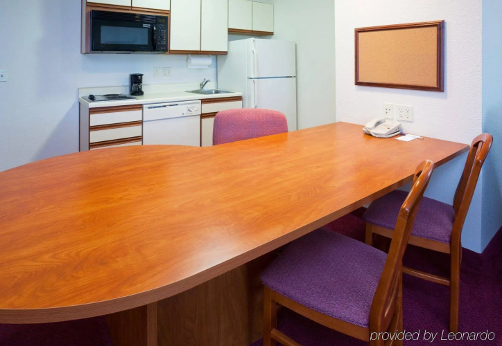 Candlewood Suites Appleton by IHG