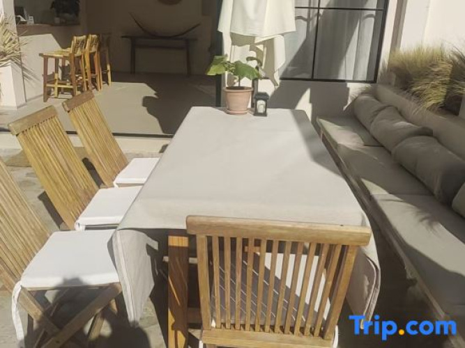 Er yuegui sea moon-view holiday house