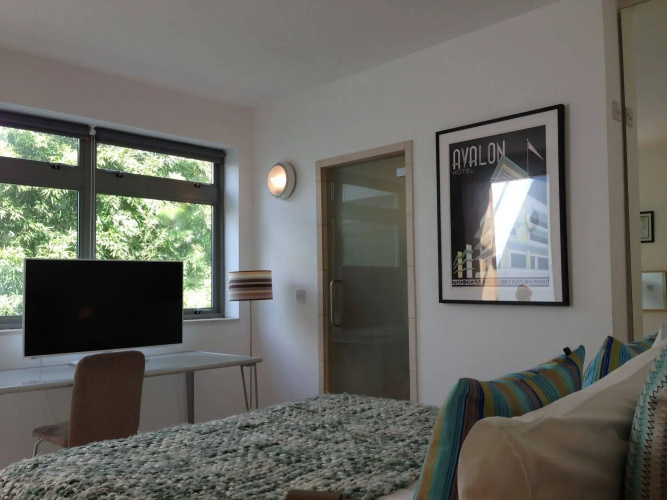 The Luxury Inn