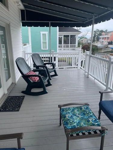 Tortuga 5 Bedroom Home by RedAwning