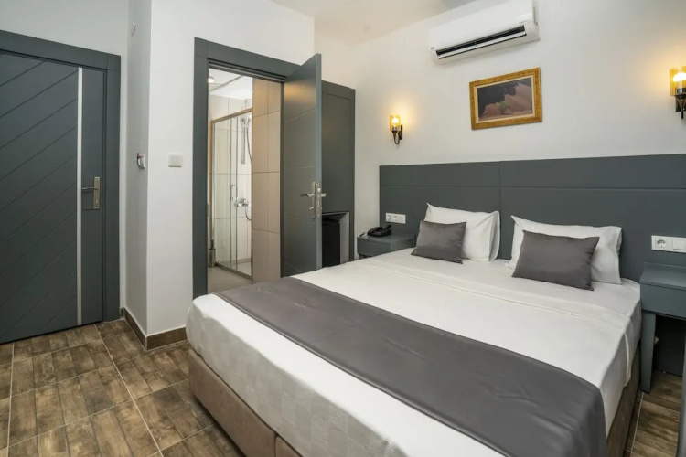 Kensington Kerdime Beach Hotel