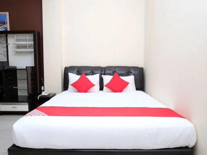 Diamond Hotel