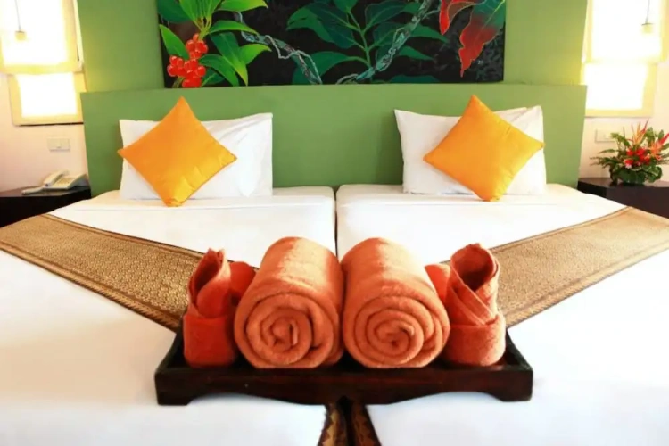 Deluxe room with balcony and with sea view