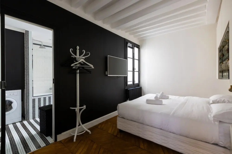 Bauhaus Magic in the Marais