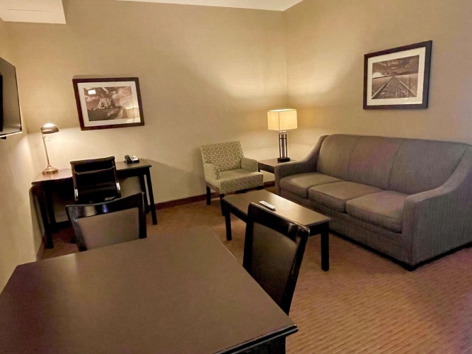 2 Bedrooms Suite