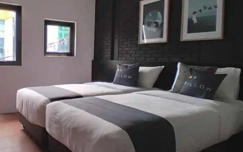 Qub Rooms