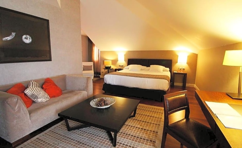 Superior Double room with pool view