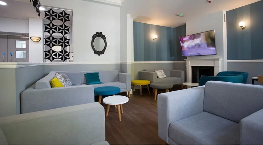 Agnes Jones House - Campus Residence