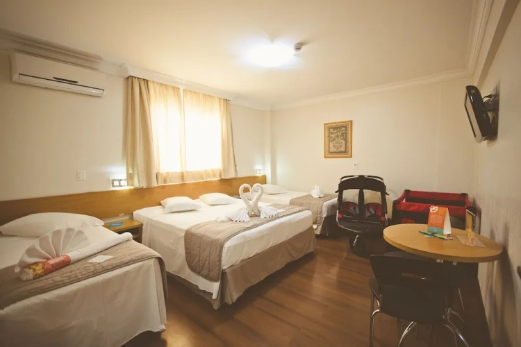 Deluxe Quadruple room