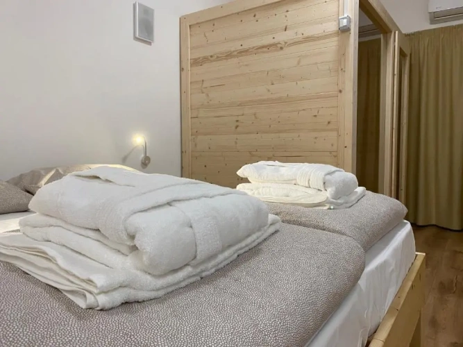 Classic Quadruple room